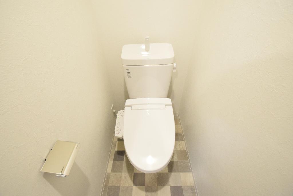 トイレ　クローゼット