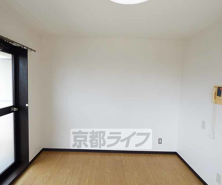 居室・リビング　綺麗なお部屋です。