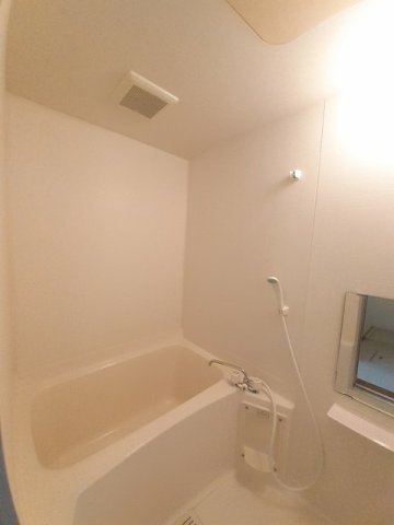 バス・シャワールーム　日々の暮らしに欠かせないお風呂です