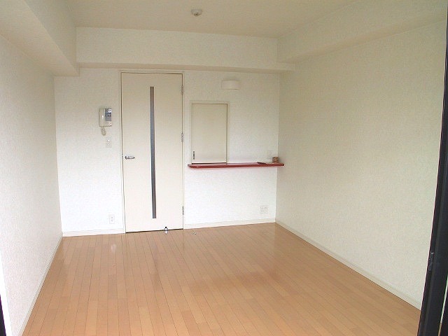 居室・リビング　広々としていいですね。