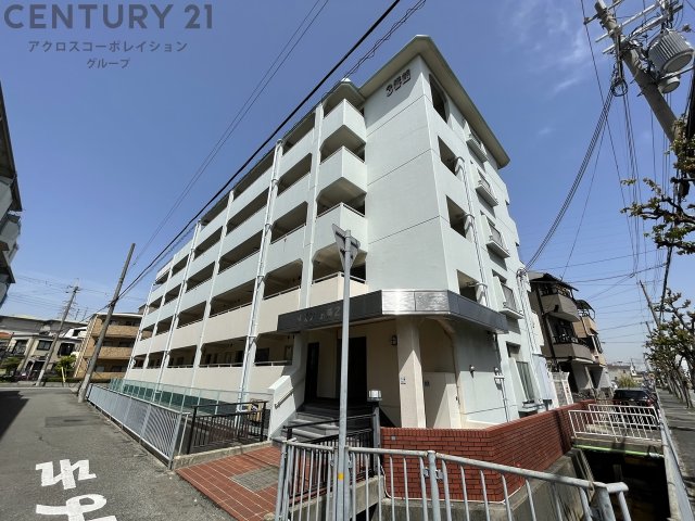 建物外観　宅配ボックス付きで不在時にも便利！