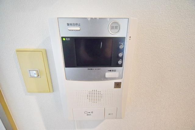 セキュリティ　★モニター付きインターホンです★