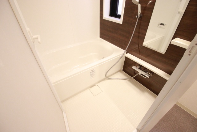 バス・シャワールーム　※別室の参考写真の為、現況優先です。