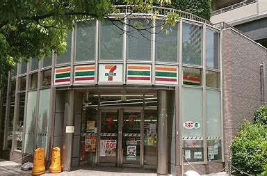 コンビニ　セブンイレブン 中央区佃2丁目店（コンビニ）まで301m