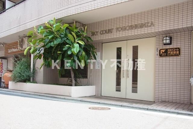 エントランス　ゆとりのあるエントランスです