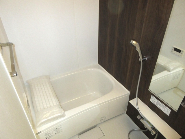 バス・シャワールーム　浴室