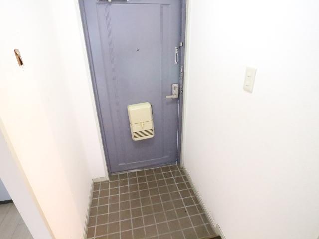 玄関　落ち着いた玄関です