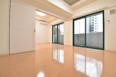 居室・リビング　室内（イメージ）