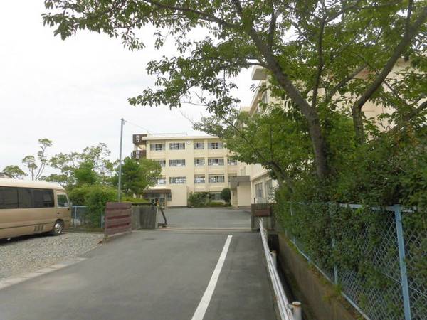 中学校　磐田市立南部中学校（中学校）まで1200m