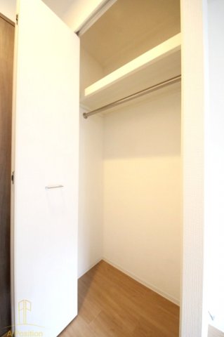 収納　エスリード大阪梅田WEST