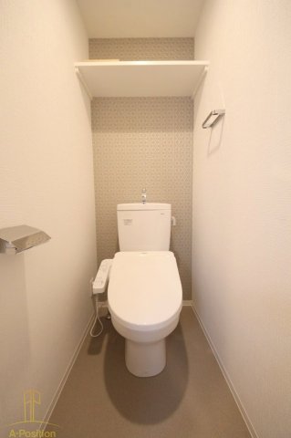 トイレ　エスリード大阪梅田WEST