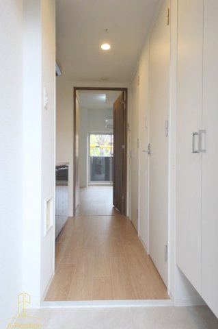 玄関　エスリード大阪梅田WEST