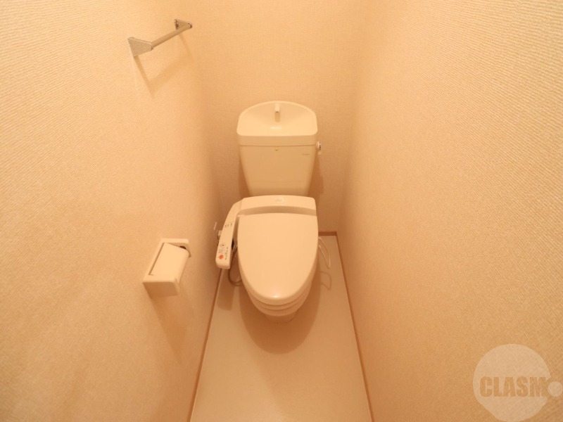 トイレ　温水洗浄便座