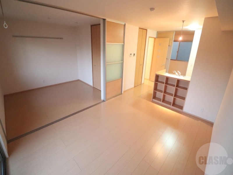 居室・リビング　明るいお部屋です