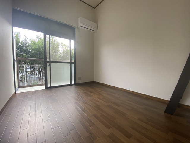 居室・リビング　★フローリングの綺麗なお部屋ですね★