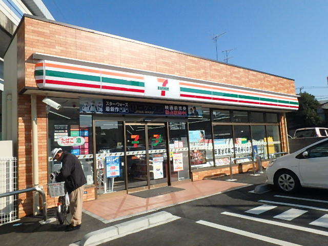 コンビニ　セブンイレブン葛飾新柴又駅前店（コンビニ）まで307m