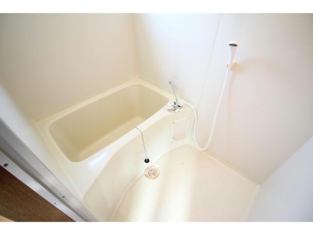 バス・シャワールーム　201