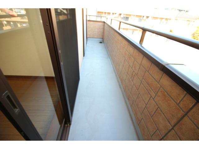 バルコニー　201