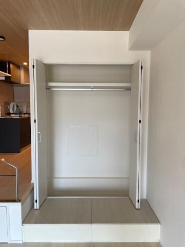 収納　写真は同タイプ住居です。