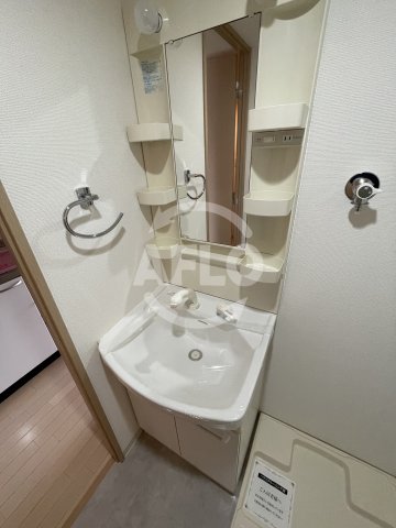 洗面設備　アスヴェル梅田WEST　洗面所