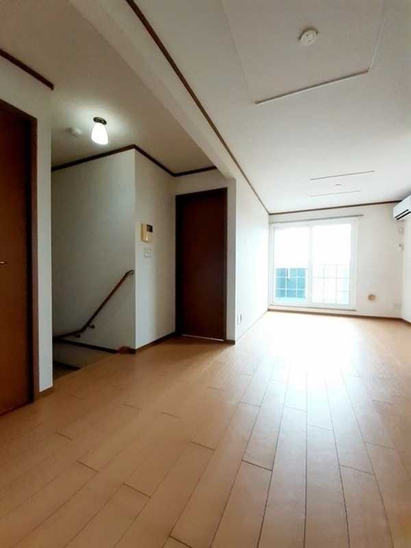 居室・リビング　図面と現状に相違がある場合には現状を優先