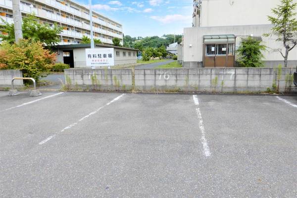 駐車場　駐車場です