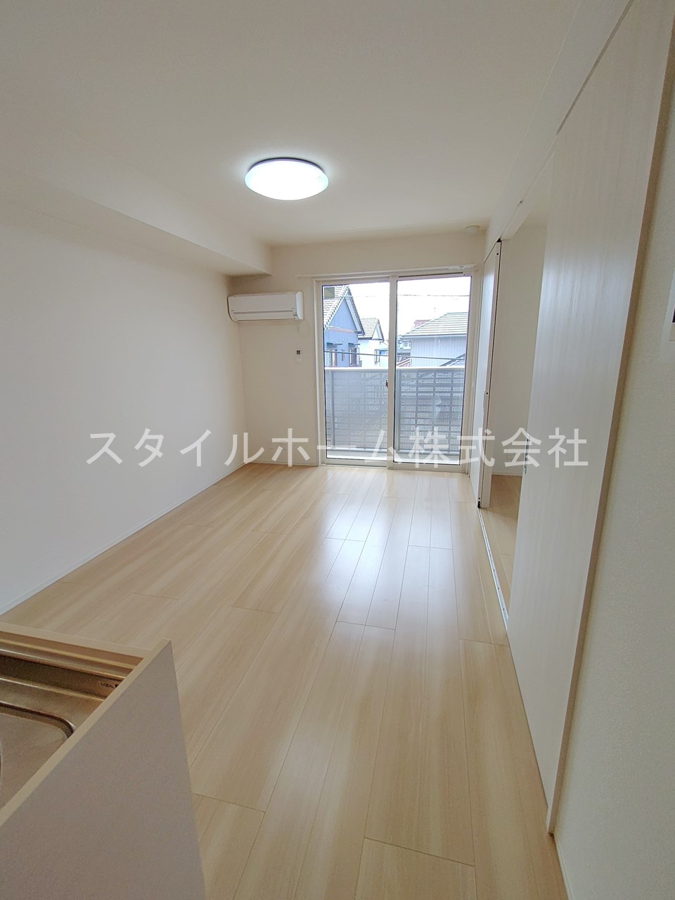 居室・リビング　別部屋写真です。