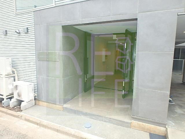 エントランス　リベルタ東新宿