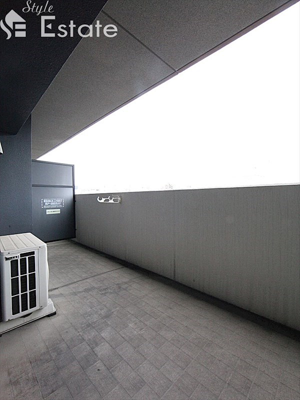 バルコニー　バルコニー