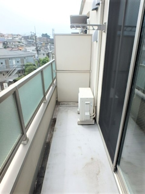 バルコニー　充分な広さ