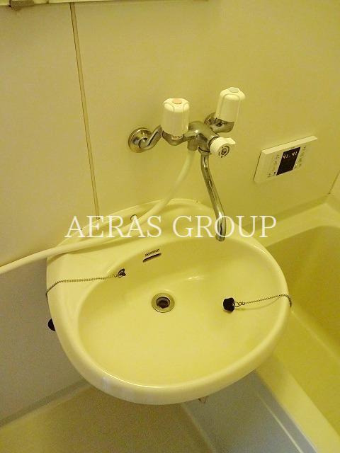 洗面設備　同仕様