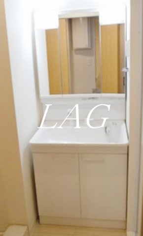 洗面設備　洗面台です。
