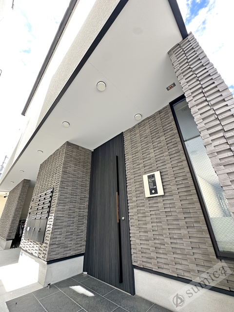 エントランス　便利な宅配ボックス完備♪♪