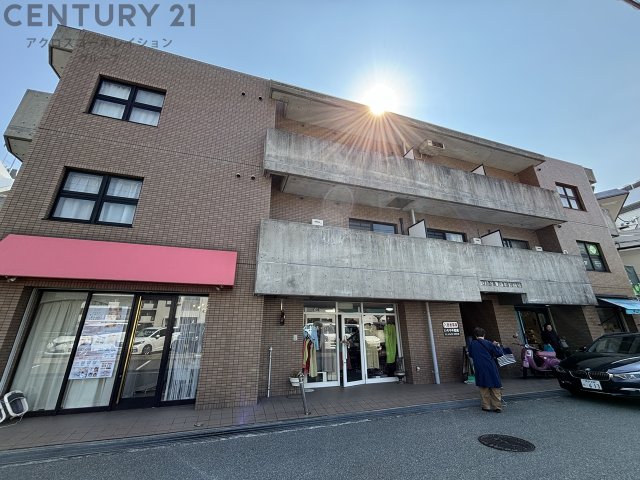 建物外観　駅近のRC造マンション♪