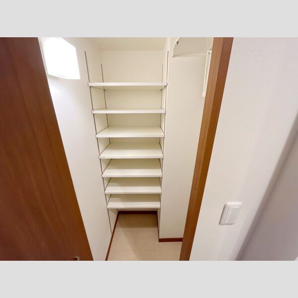 玄関　シューズボックス