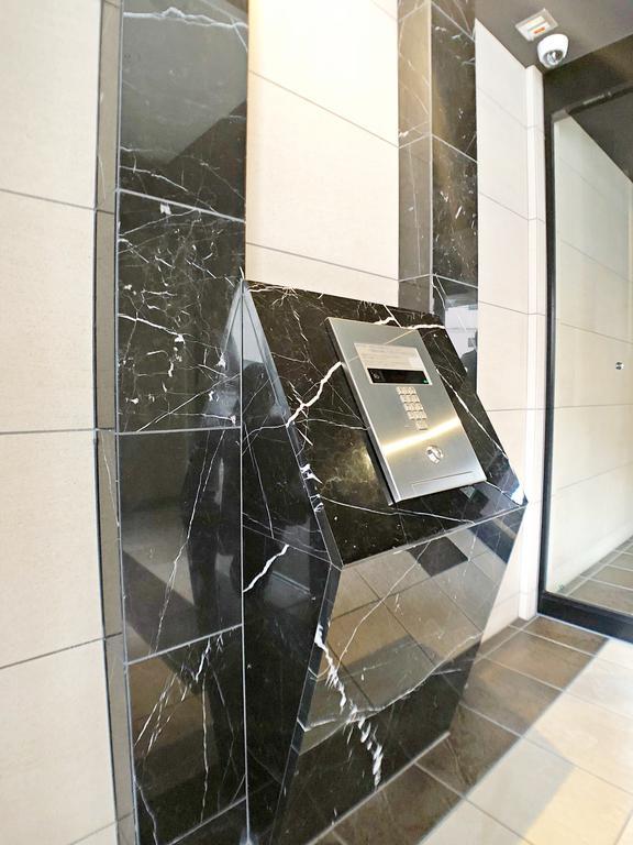 セキュリティ　画像は類似モデルになります