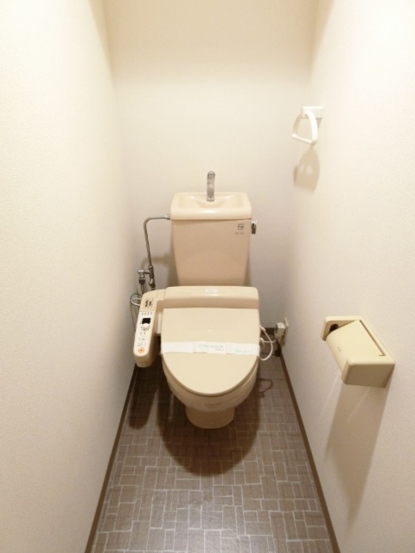 トイレ　図面と現状に相違がある場合には現状を優先