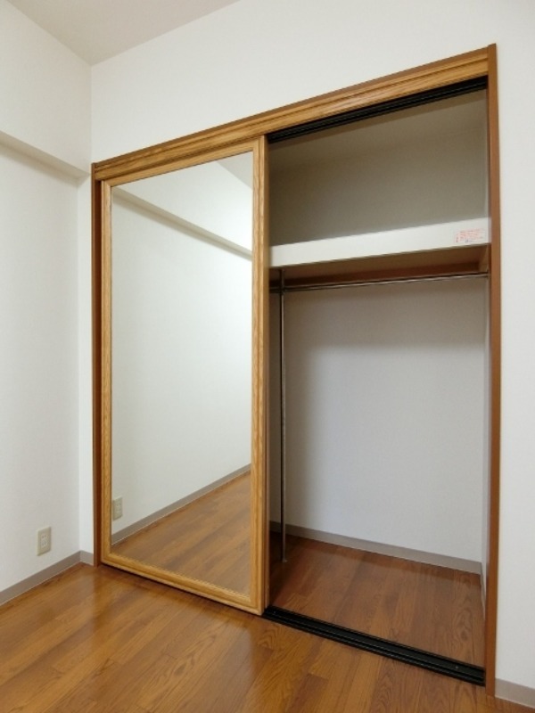 収納　図面と現状に相違がある場合には現状を優先