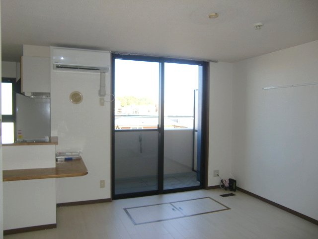 居室・リビング　ゆったり過ごせるリビングです