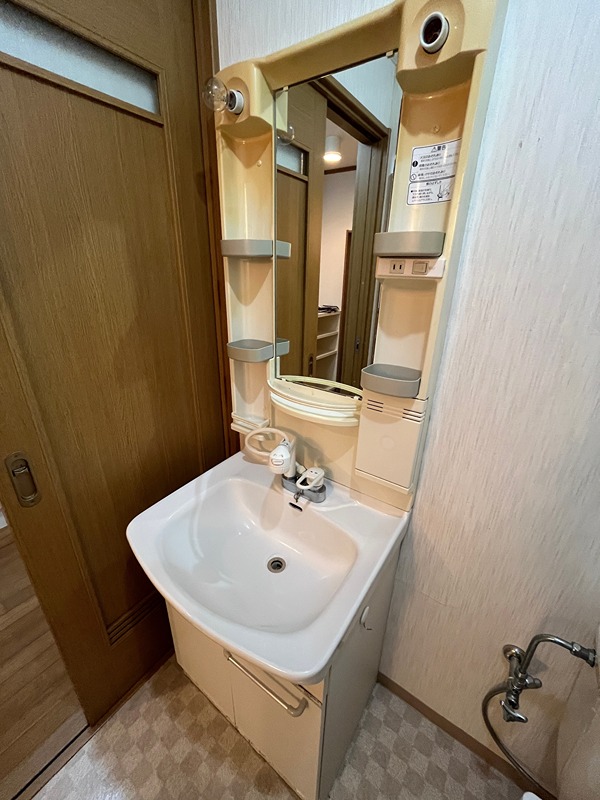 洗面設備　※同タイプ別居室のお写真です。