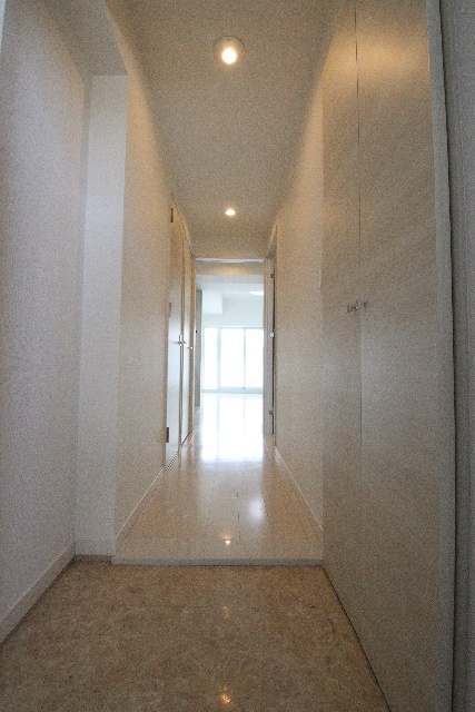 玄関　※別室の参考写真の為、現況優先です。