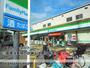 コンビニ　ファミリーマート（コンビニ）まで240m