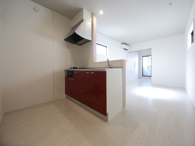 その他　ＬＤＫ12.5帖　カウンターキッチン　エアコン完備