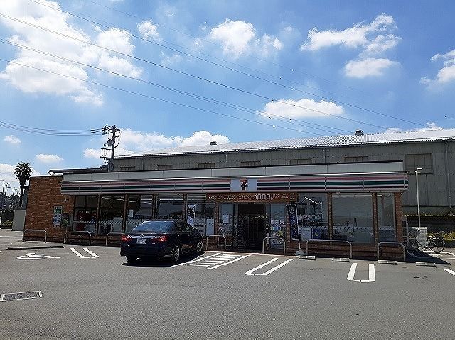 コンビニ　セブン-イレブン 入間上藤沢北（コンビニ）まで500m