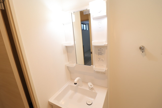 洗面設備　シャンプードレッサー