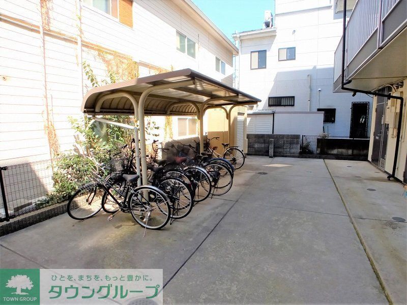 その他　駐輪場完備