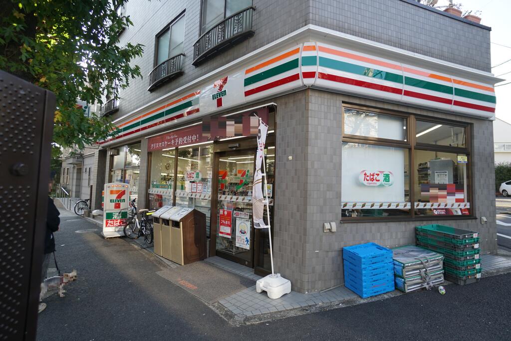 コンビニ　セブンイレブン世田谷代田1丁目店（コンビニ）まで478m