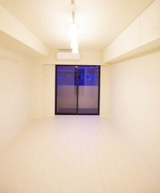 居室・リビング　★広々居室スペース★