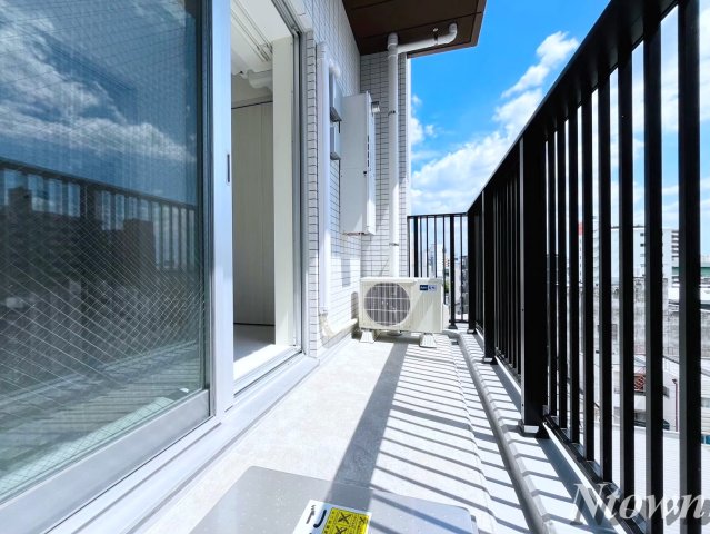 バルコニー　陽当たり良好なバルコニーです