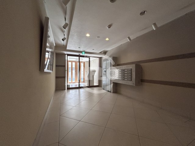 ロビー　ルネサンス　ロビー